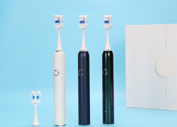 電動牙刷貼牌和代工的區別：電動牙刷工廠代工好還是貼牌好？